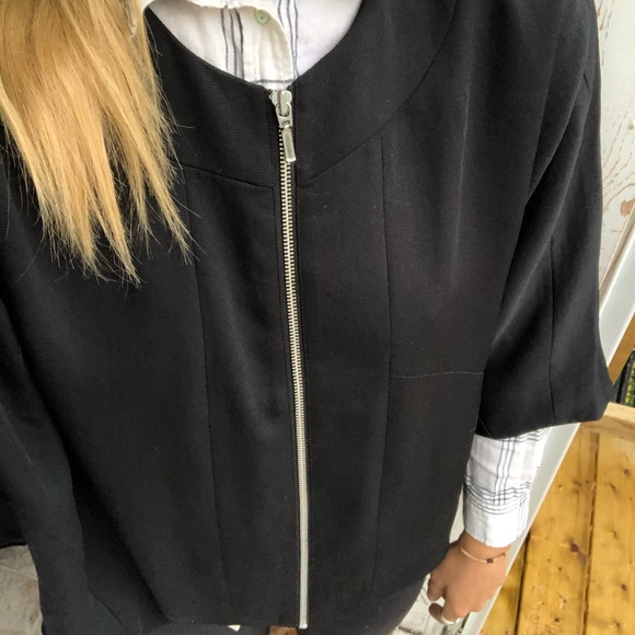 Anthropologie 1/2 sleeve blazer - Picture 3 of 5